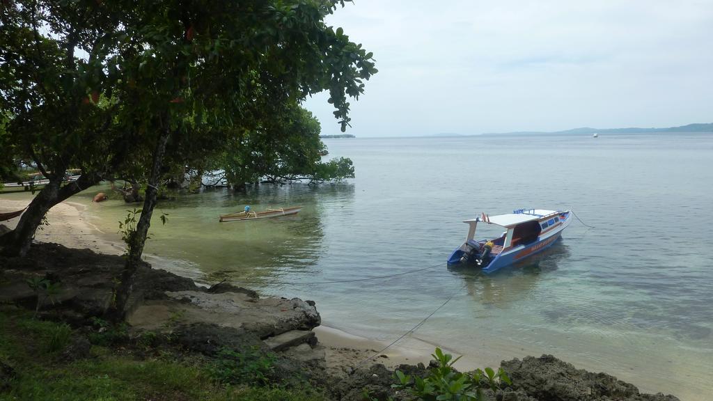 Raja Laut Dive Resort Bunaken Bagian luar foto