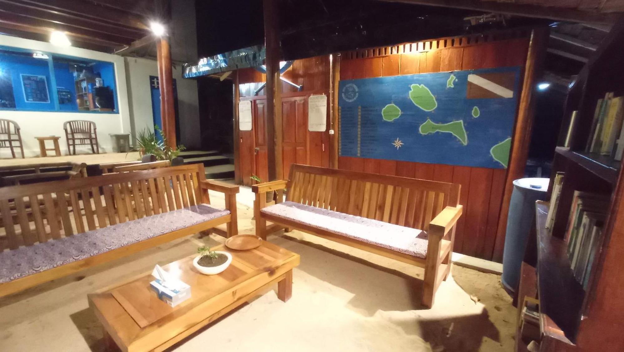 Raja Laut Dive Resort Bunaken Bagian luar foto