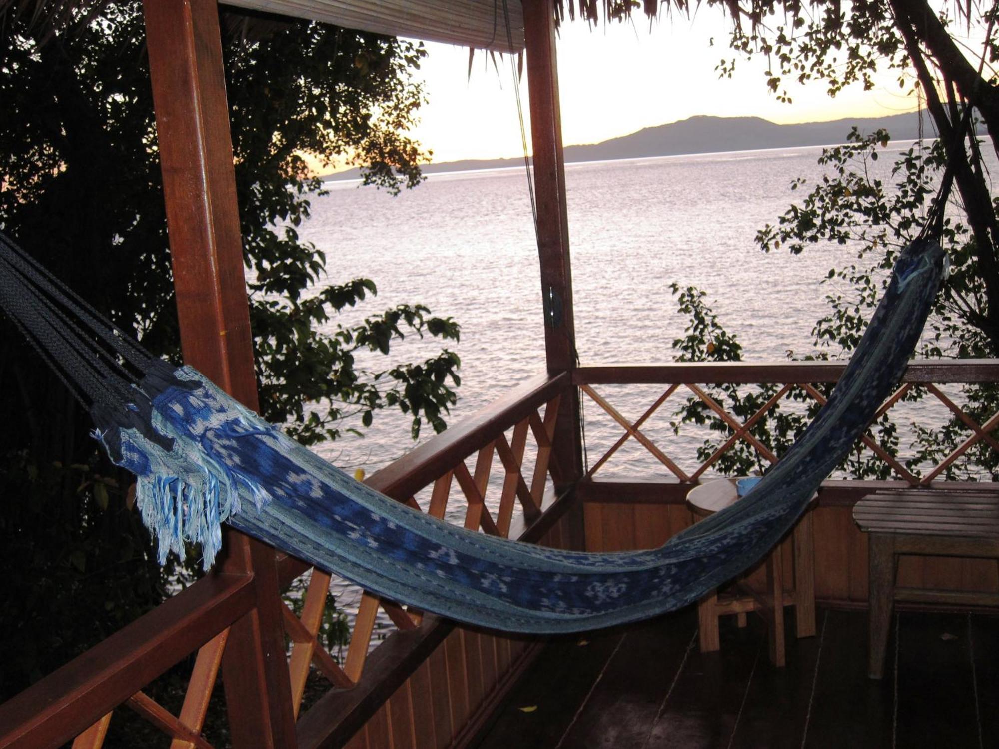 Raja Laut Dive Resort Bunaken Ruang foto