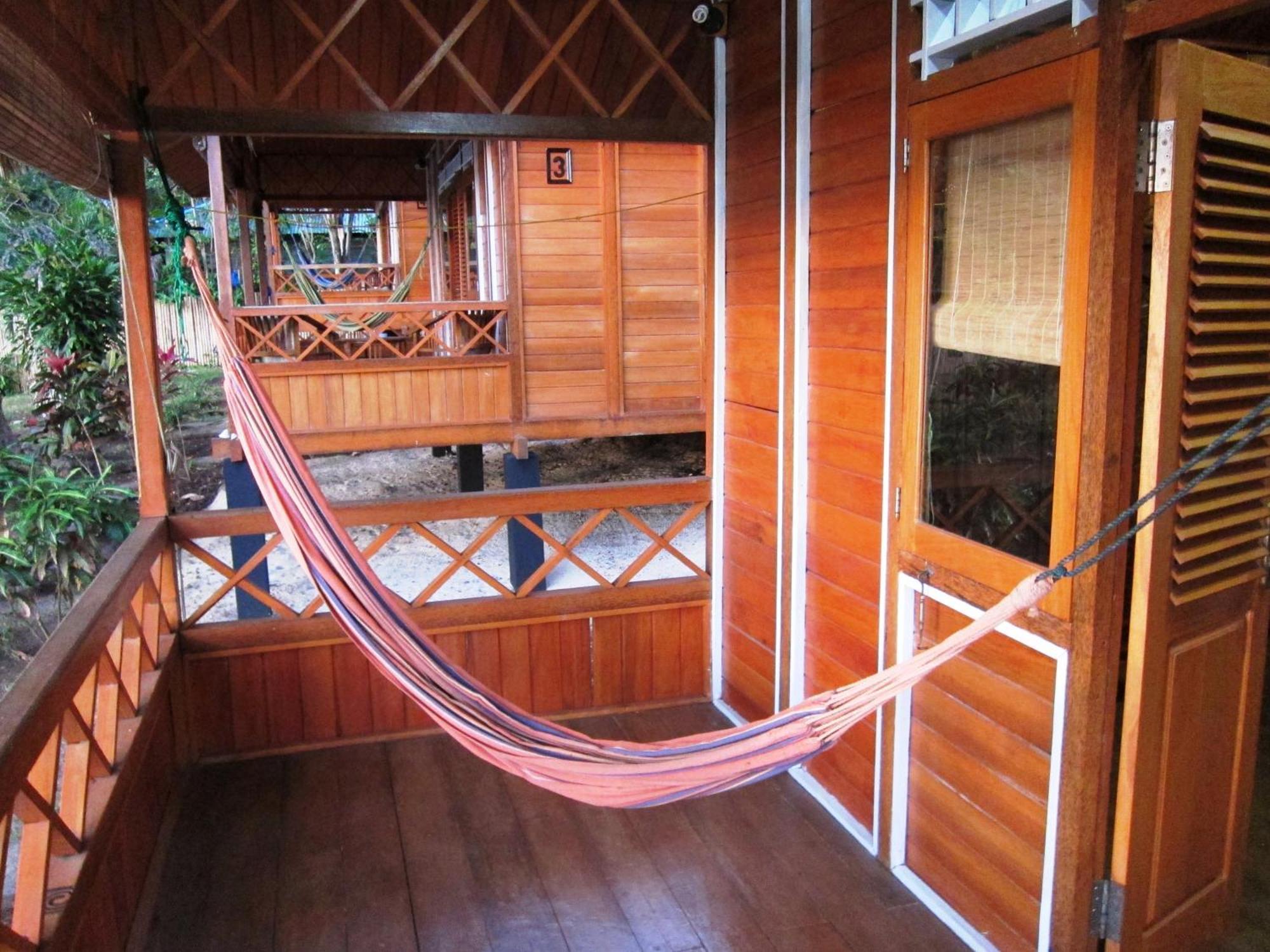 Raja Laut Dive Resort Bunaken Ruang foto