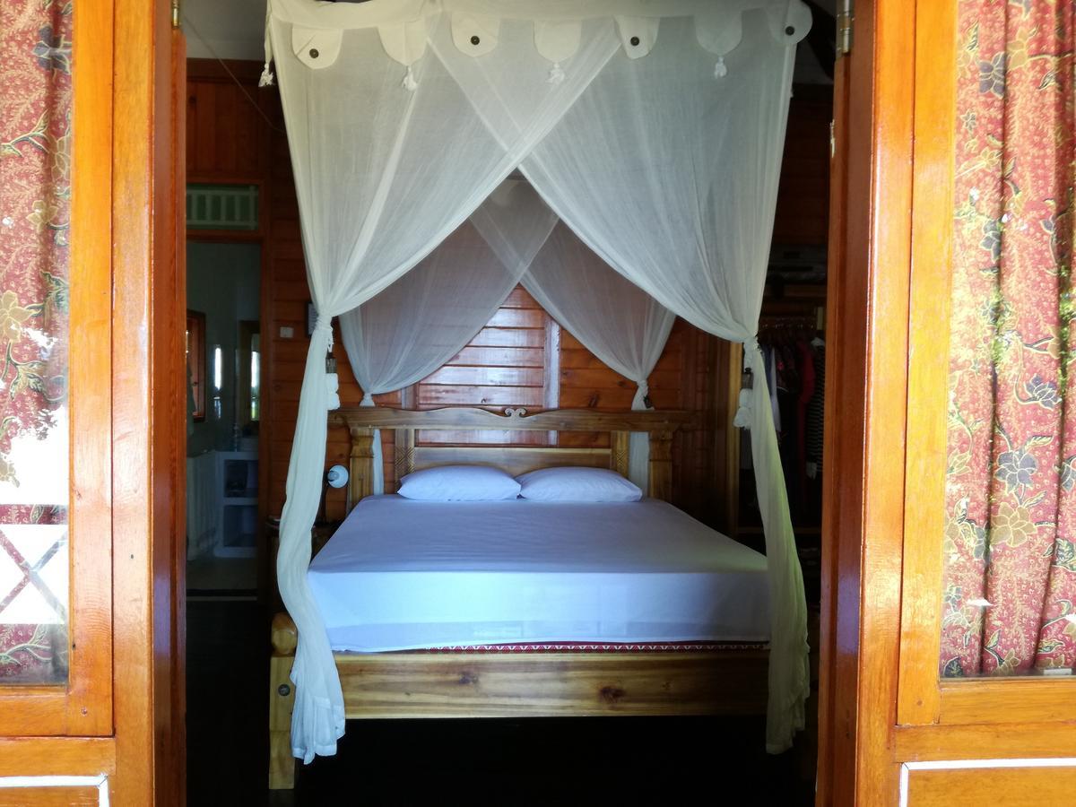 Raja Laut Dive Resort Bunaken Ruang foto